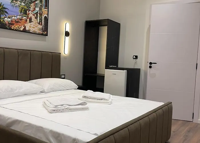 Hotel Vlora City Rooms 3*